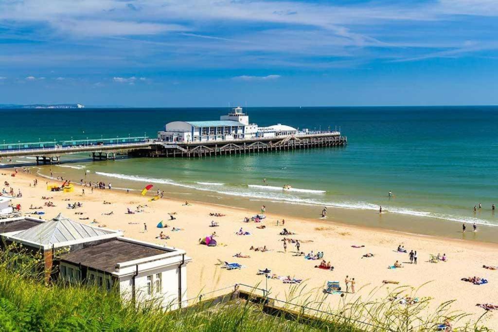 'Aandal House' Bournemouth' Appartement Poole Buitenkant foto